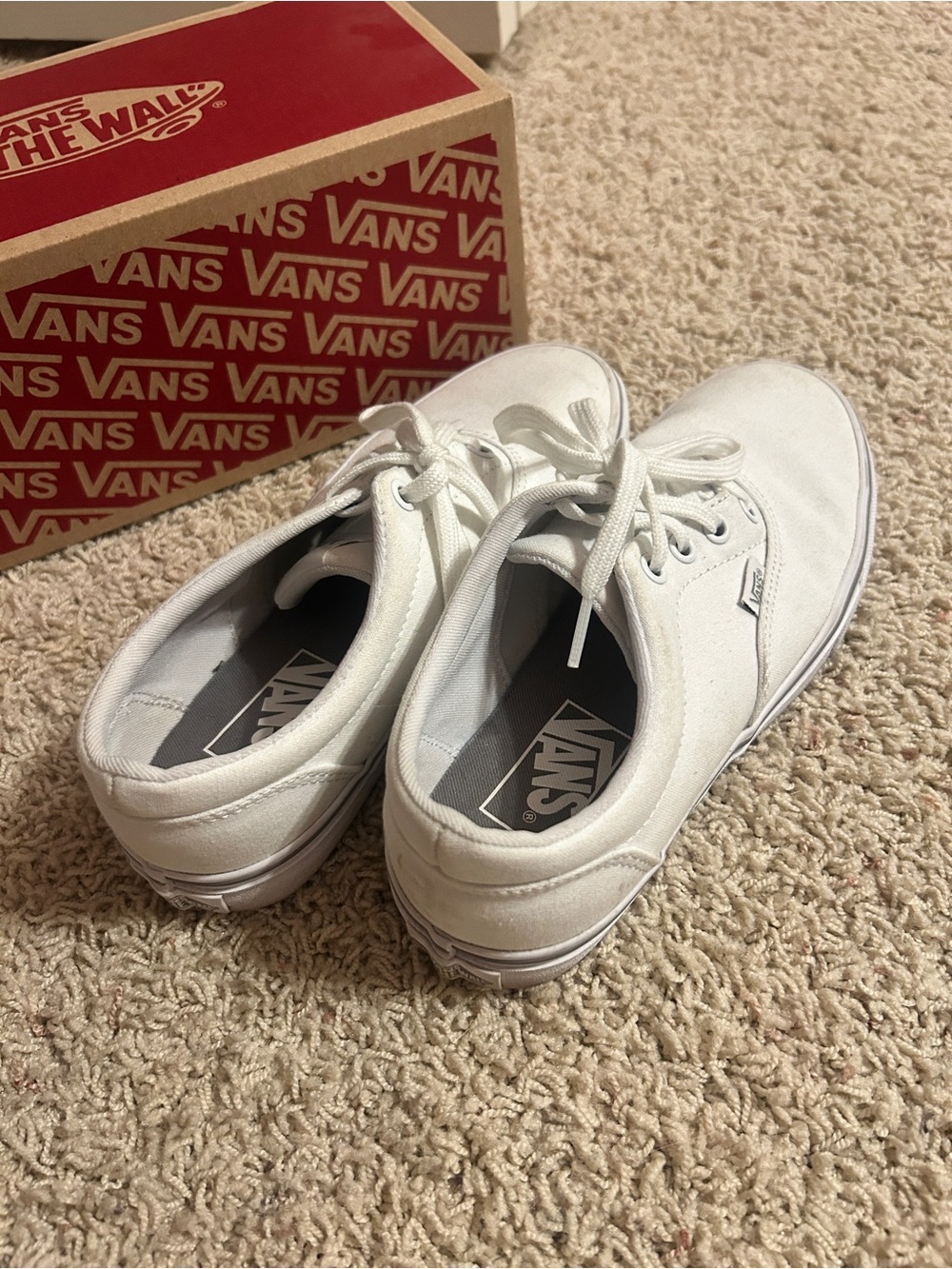 Vans - Picture 2 of 5